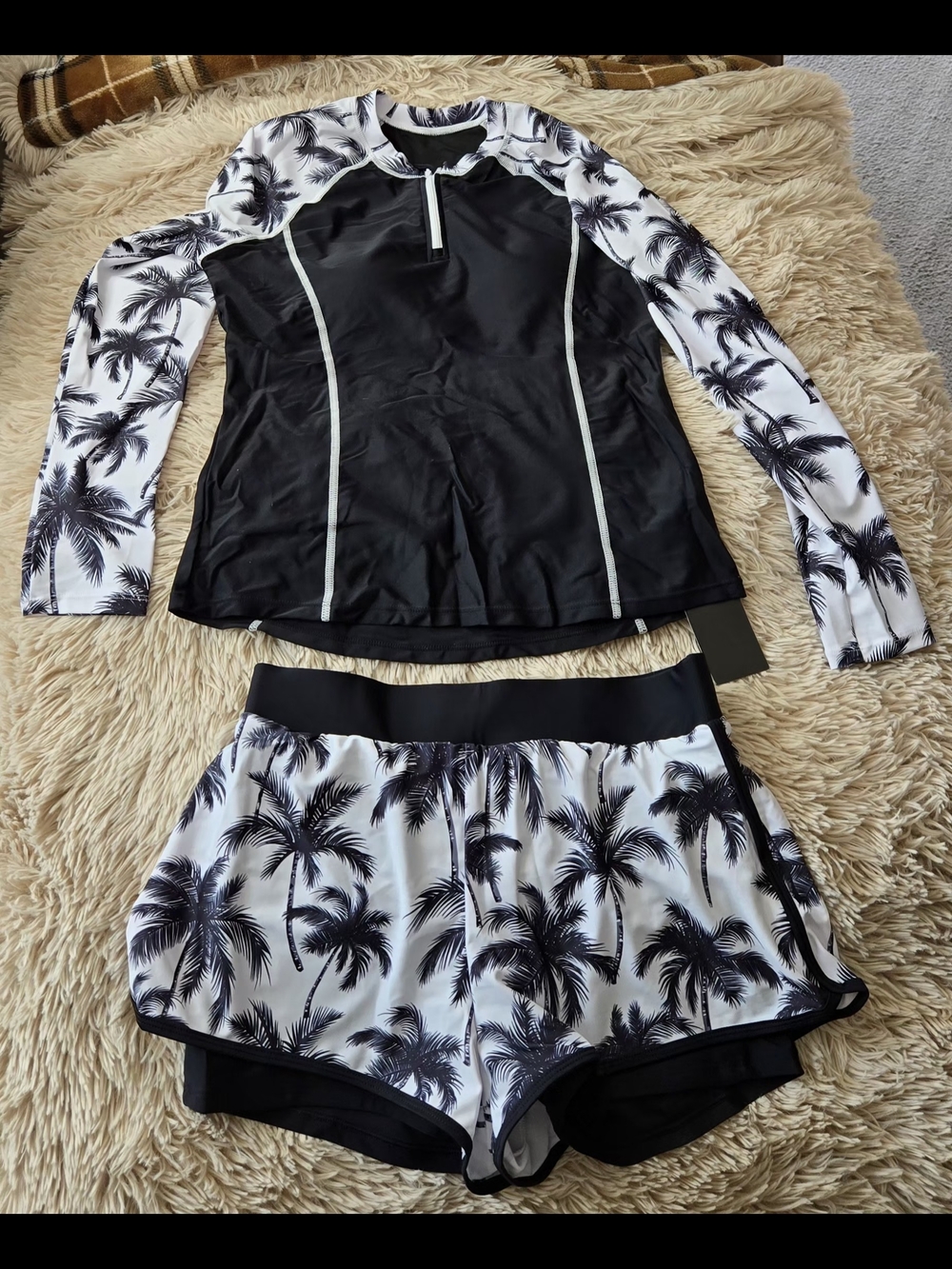 Daci Long Sleeve Rash Guard Set #1450 - Picture 3 of 13